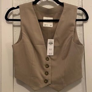 XS TAN ABERCROMBIE AND FITCH MENSWEAR TAILORED VEST **new with tags**